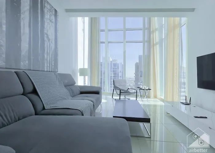 Luxurious Loft With Stunning Views Dubai